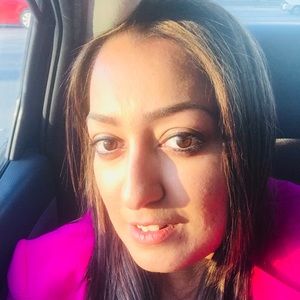 Meet your Posher, Sandy